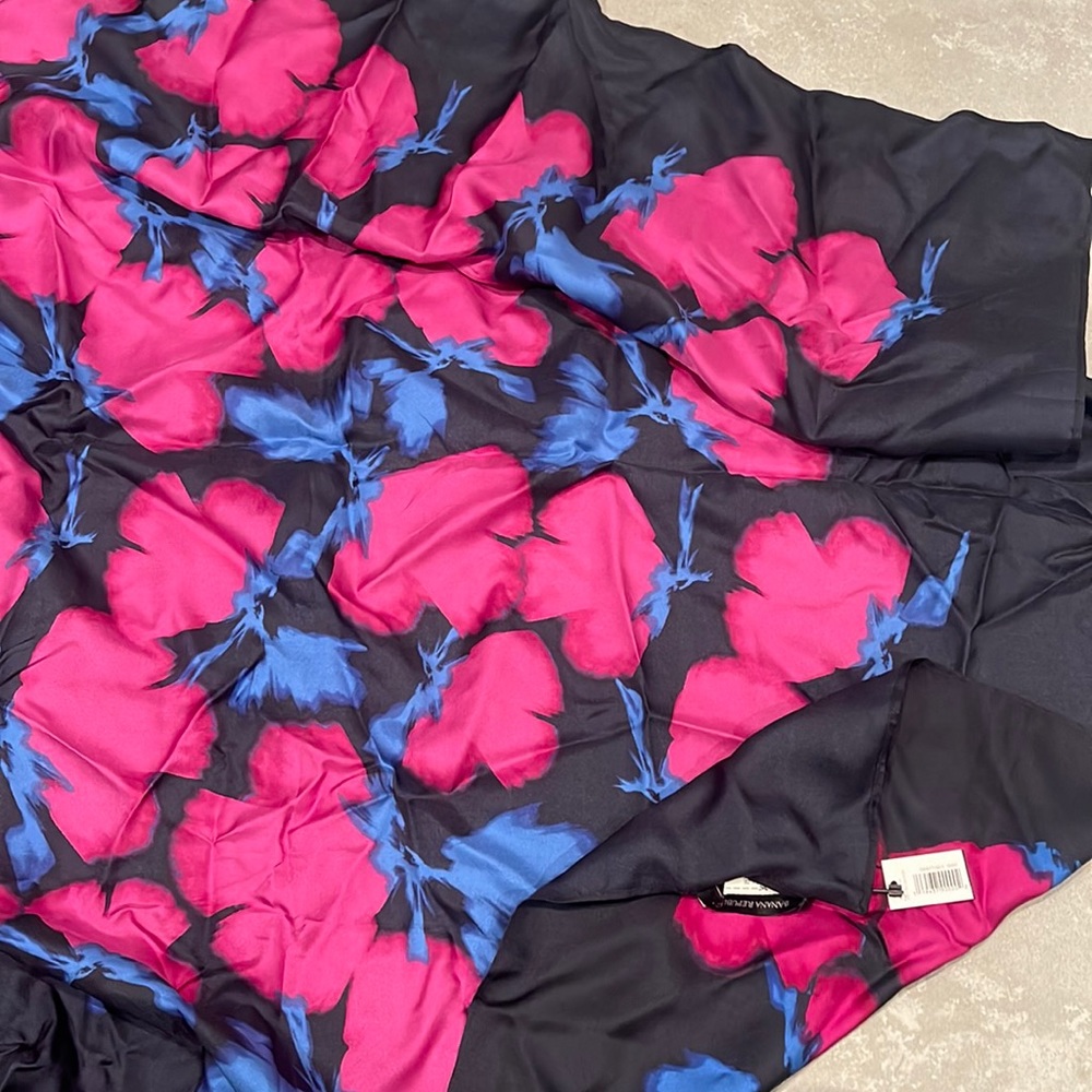 100% silk scarf. NEVER WORN. Original tags and gift box.